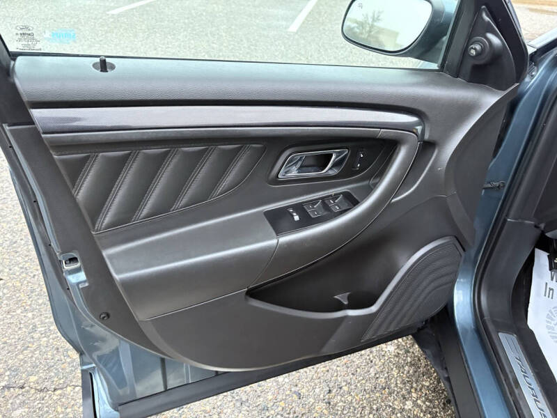 2010 Ford Taurus SHO
