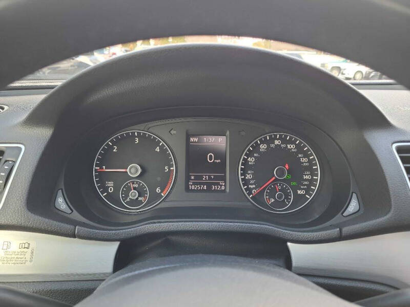 2013 Volkswagen Passat