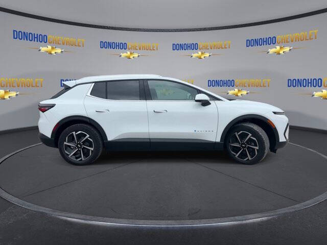 2026 Chevrolet Equinox EV LT 2