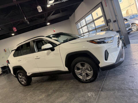 2023 Toyota RAV4 Hybrid XLE