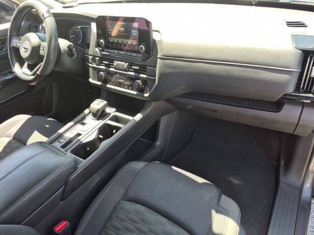 2024 Nissan Pathfinder S