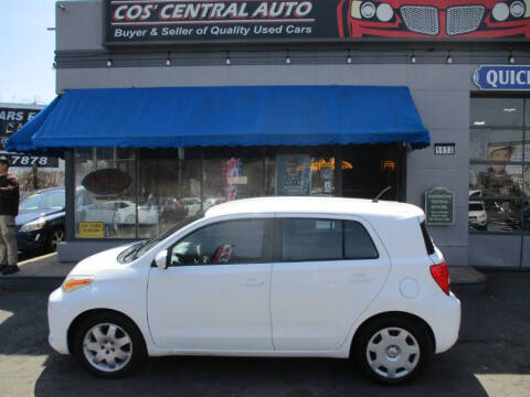 2010 Scion xD