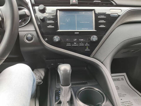 2020 Toyota Camry SE