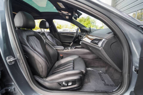 2018 BMW 5 Series 540i