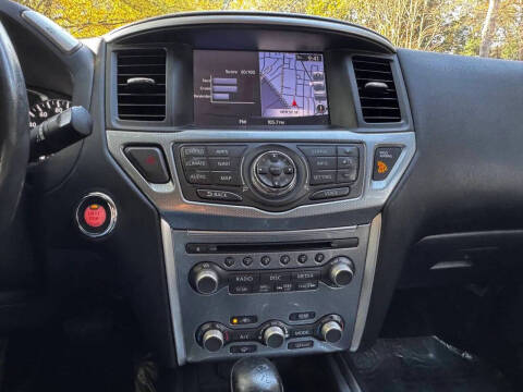 2017 Nissan Pathfinder