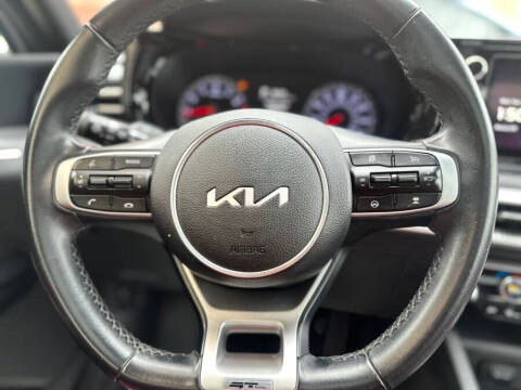 2023 Kia K5