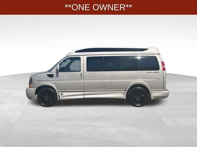 2023 Chevrolet Express 2500