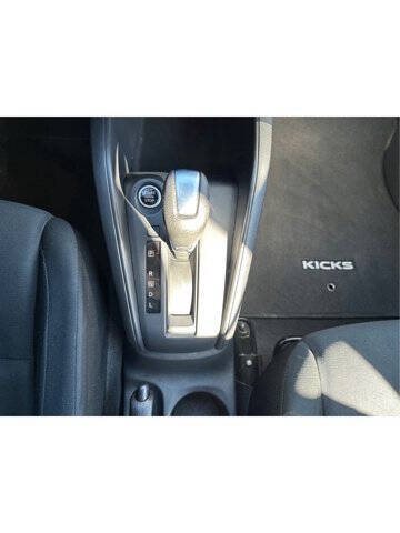 2023 Nissan Kicks S