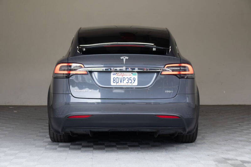 2018 Tesla Model X 75D
