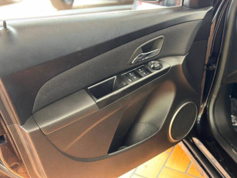 2011 Chevrolet Cruze LT