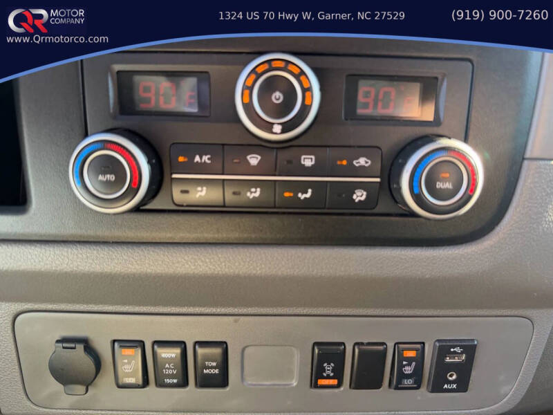 2016 Nissan NV