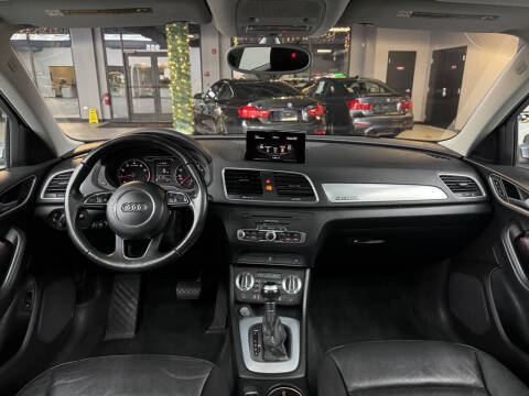 2015 Audi Q3 2.0T quattro Premium Plus