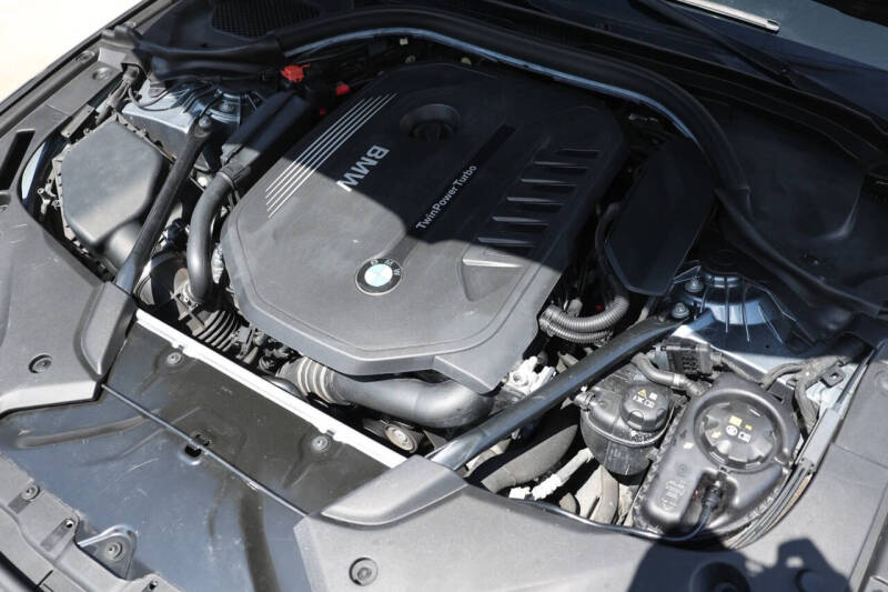 2018 BMW 5 Series 540i