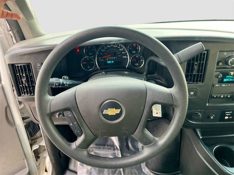 2024 Chevrolet Express 2500
