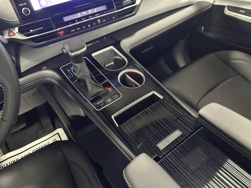 2025 Toyota Sienna XSE 7-Passenger