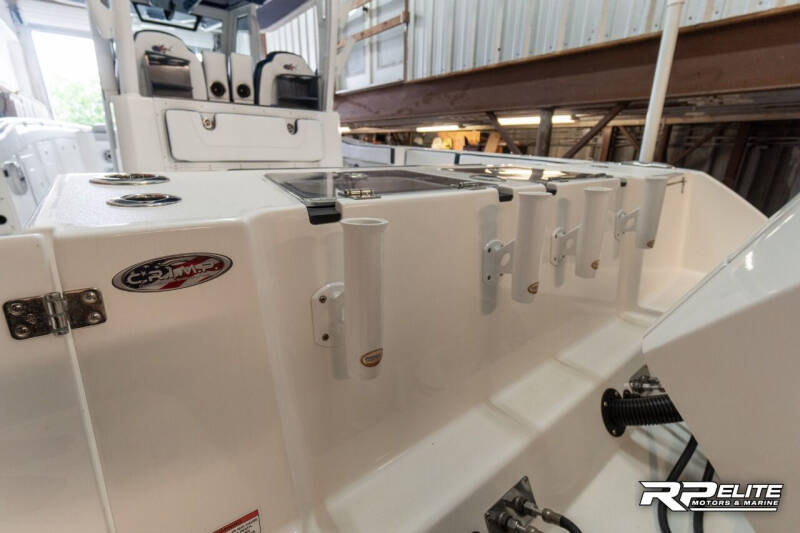 2021 Crevalle 33
