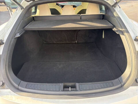 2020 Tesla Model S Long Range Plus