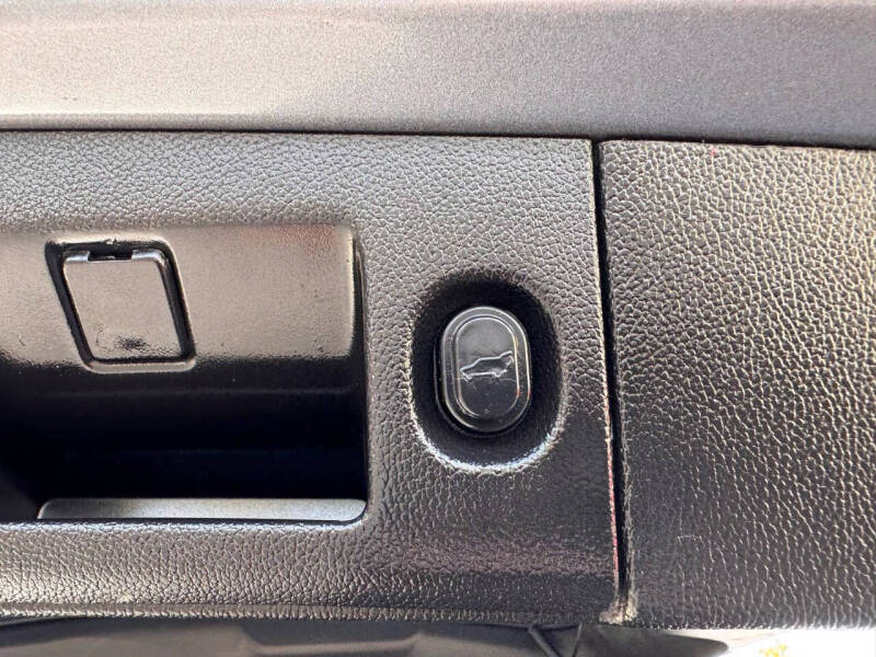 2018 Cadillac Escalade ESV Luxury