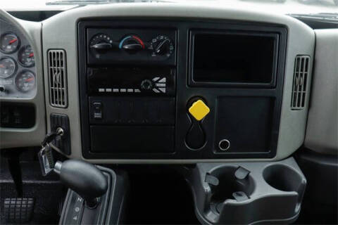 2018 International DuraStar 4300