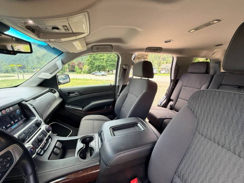 2017 GMC Yukon SLE - Photo 16