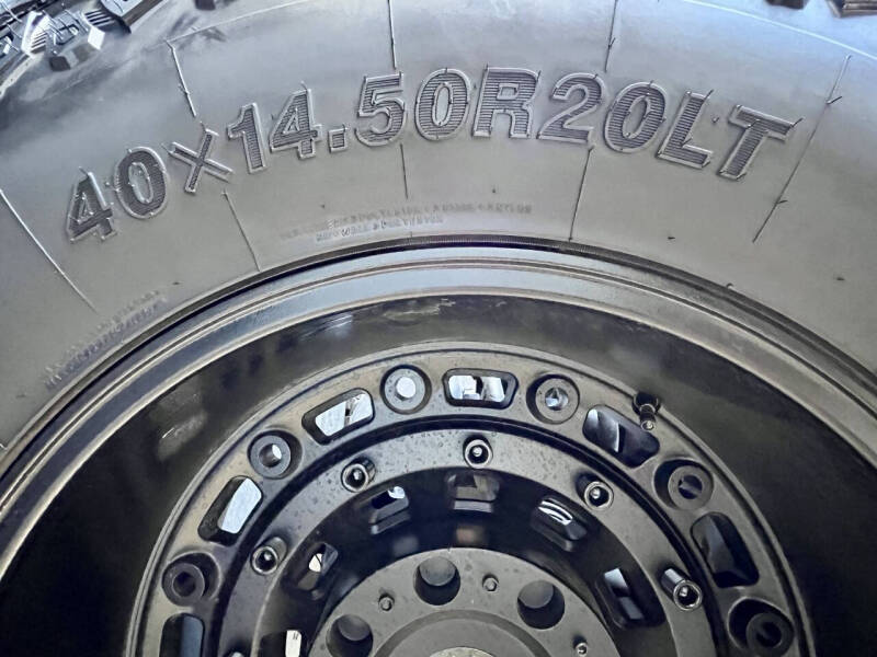 2004 AM General Hummer