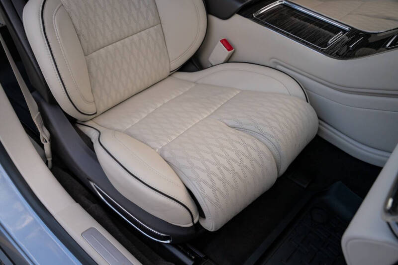 2020 Lincoln Continental Black Label