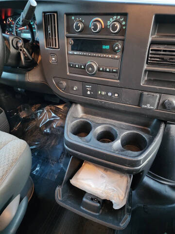 2023 Chevrolet Express 3500