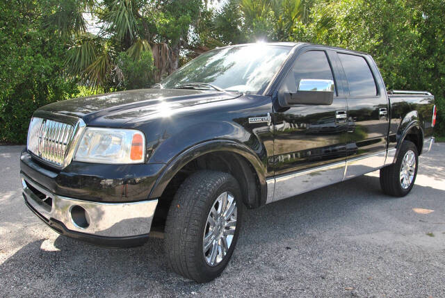 2007 Lincoln Mark LT for sale at Elite Auto Specialties LLC in Deland, FL