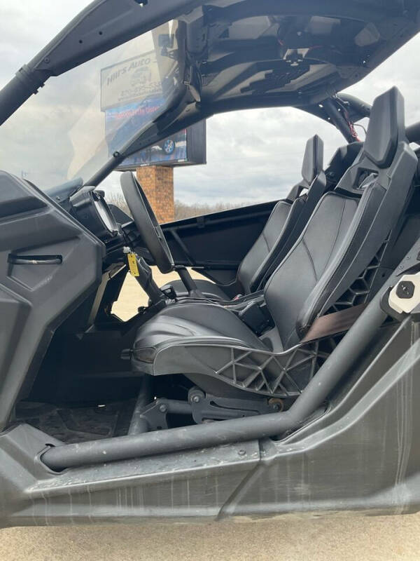 2018 Can-Am MAVERICK X3 SERIES