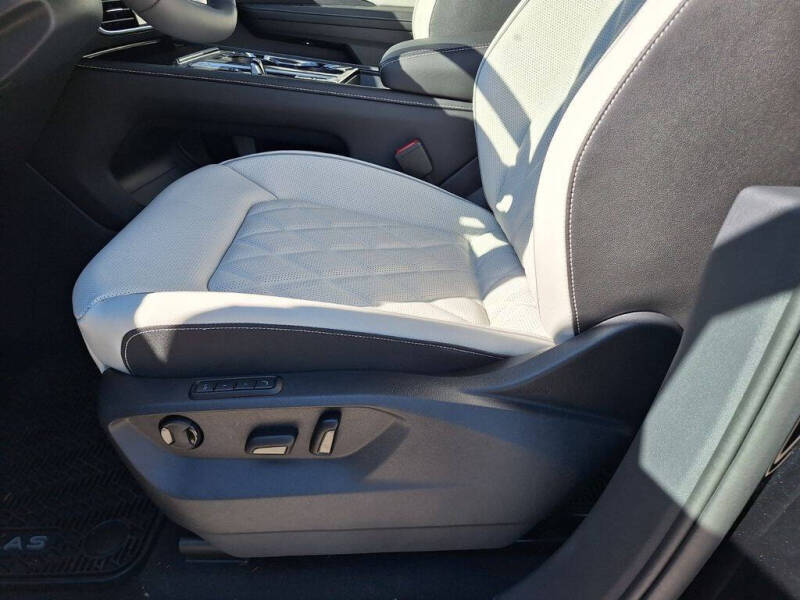 2026 Volkswagen Atlas Cross Sport SEL Premium R-Line 4Motion