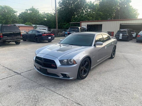 2013 Dodge Charger R/T Plus