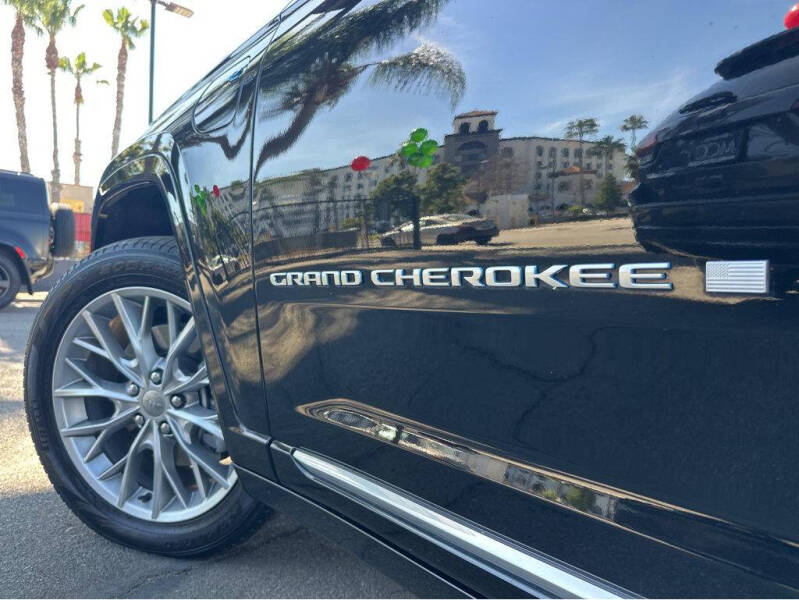 2022 Jeep Grand Cherokee