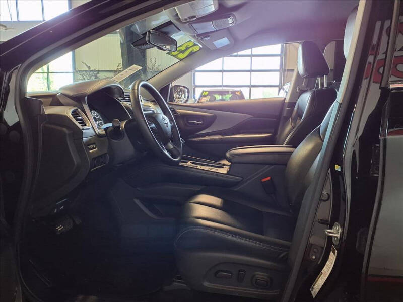 2023 Nissan Murano SV