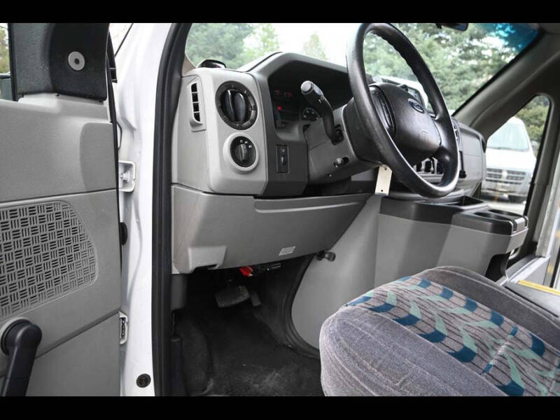 2016 Ford E-Series