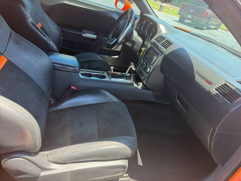 2012 Dodge Challenger SRT8 392