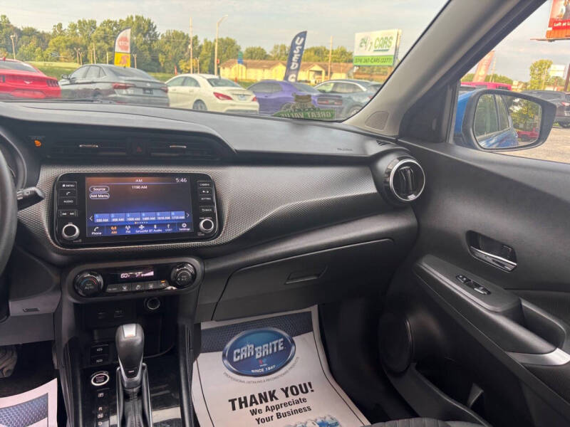 2021 Nissan Kicks SV