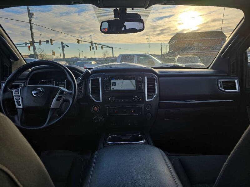 2018 Nissan Titan SV