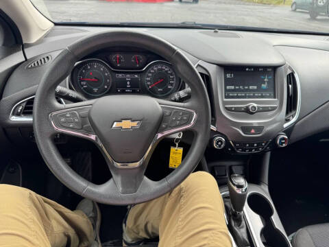 2018 Chevrolet Cruze LT Auto