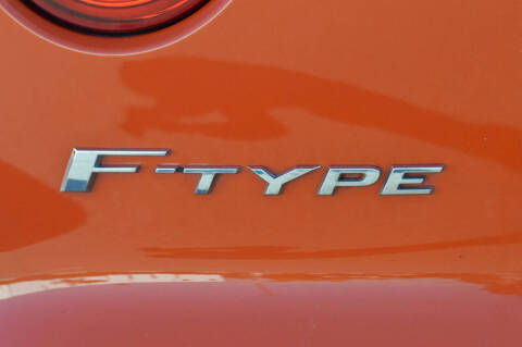 2016 Jaguar F-TYPE R