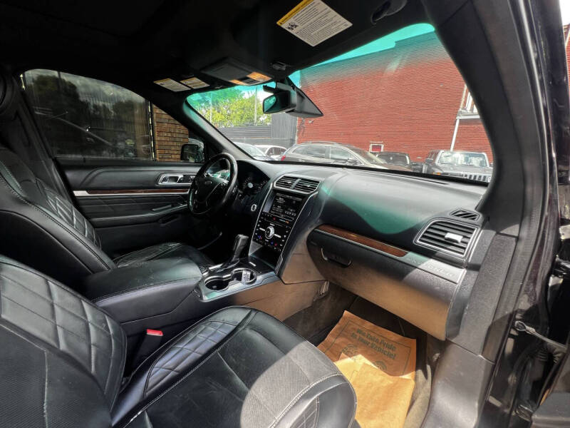 2016 Ford Explorer Platinum