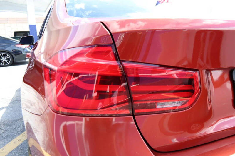 2018 BMW 3 Series 320i