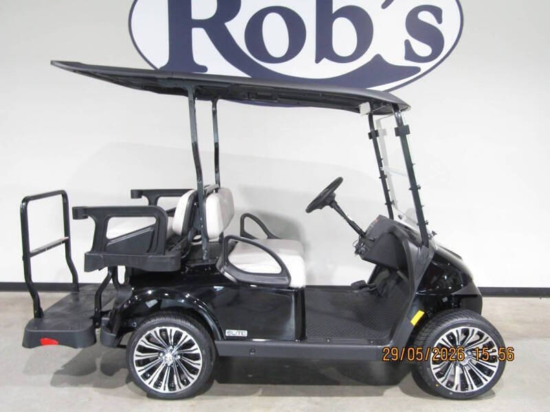 2026 E-Z-GO RXV 4
