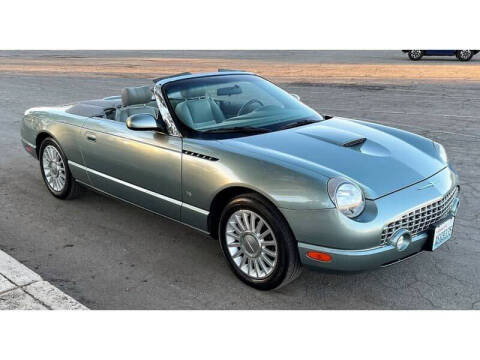 2004 Ford Thunderbird