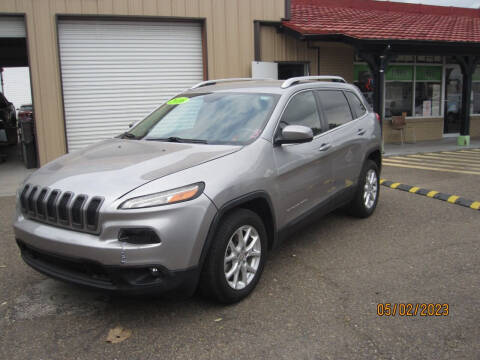 2016 Jeep Cherokee for sale at Roadrunner Motors INC in Mcallen TX
