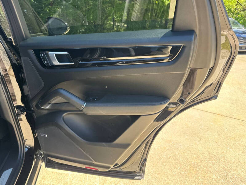 2022 Porsche Cayenne