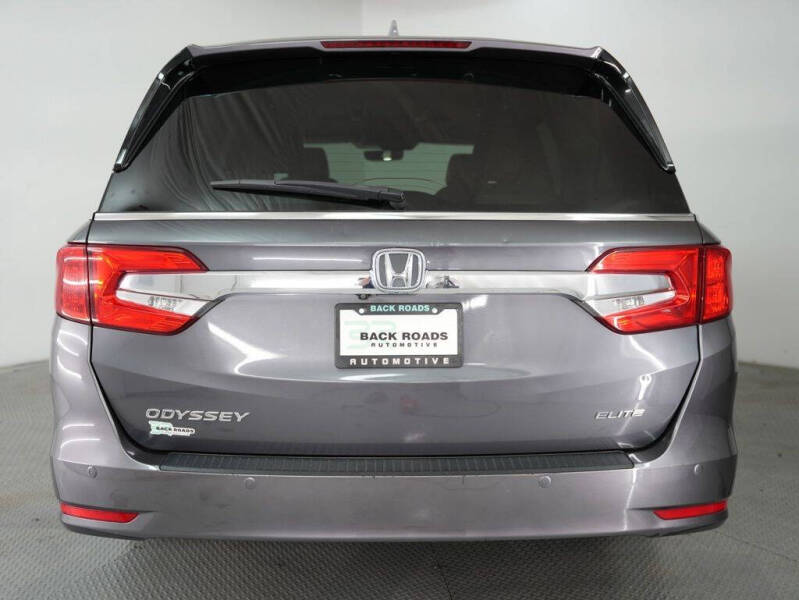 2019 Honda Odyssey Elite