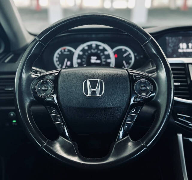 2017 Honda Accord Touring
