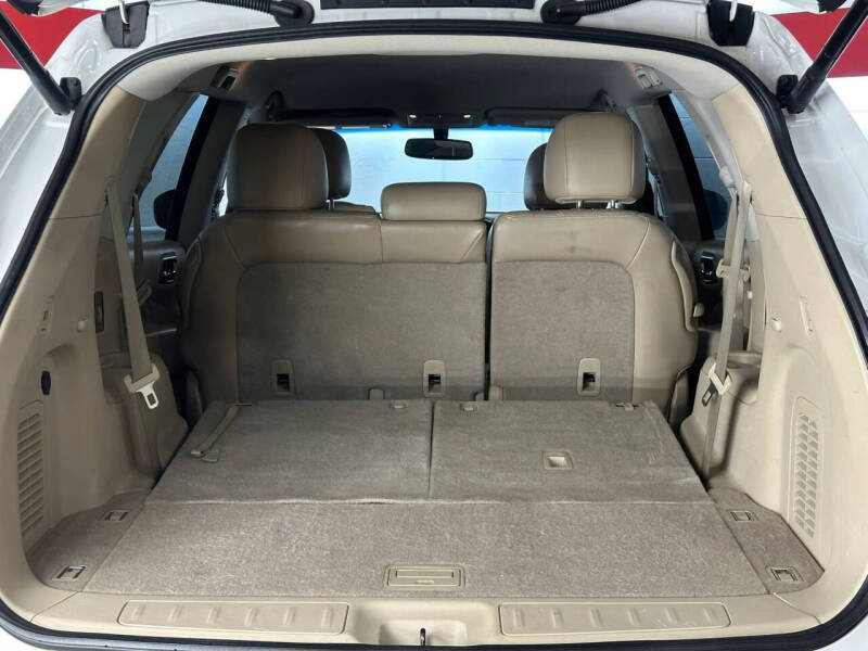 2013 Nissan Pathfinder Platinum