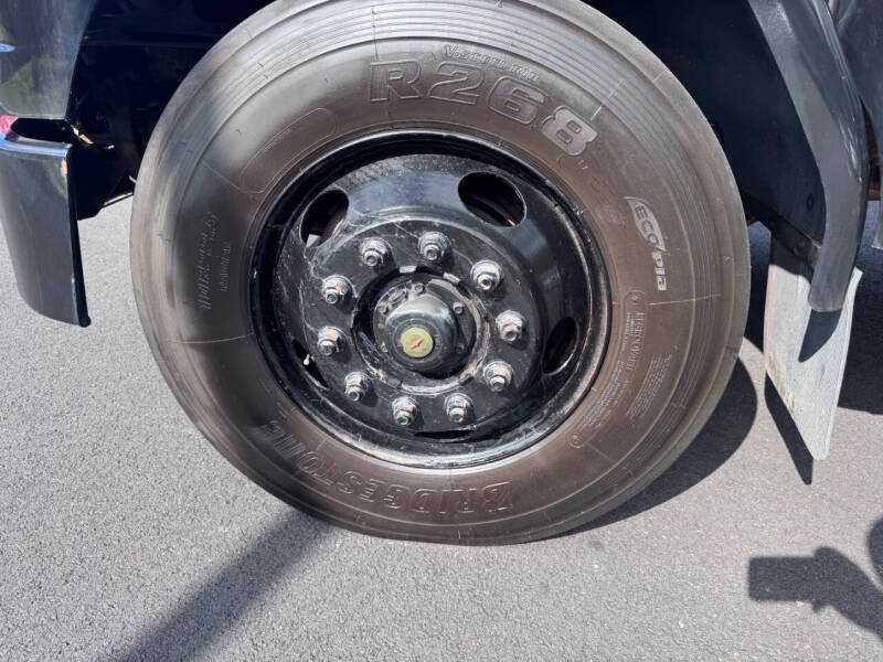 2006 Freightliner FS65 Chassis