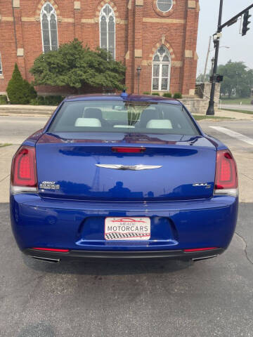 2019 Chrysler 300 S
